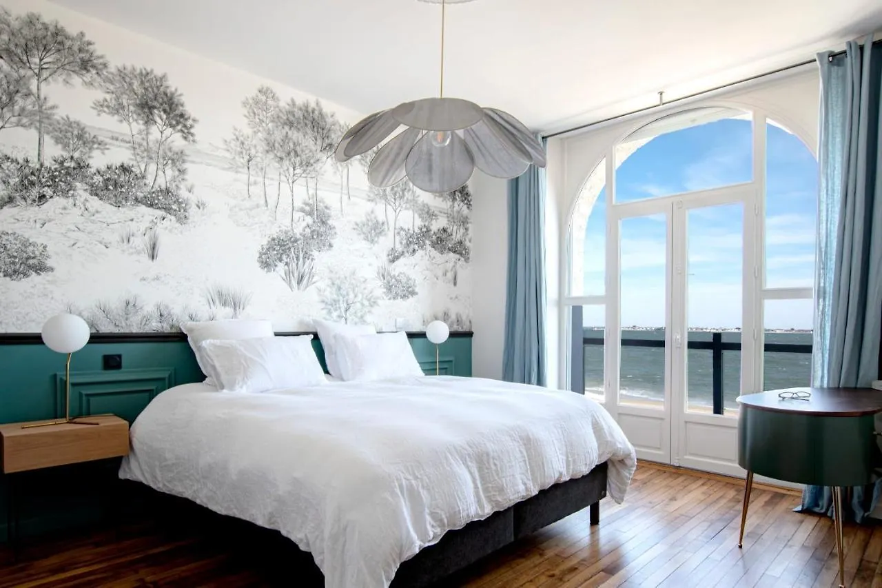 LUXURY ! Villa Simone Sur la plage Piscine Larmor-Plage